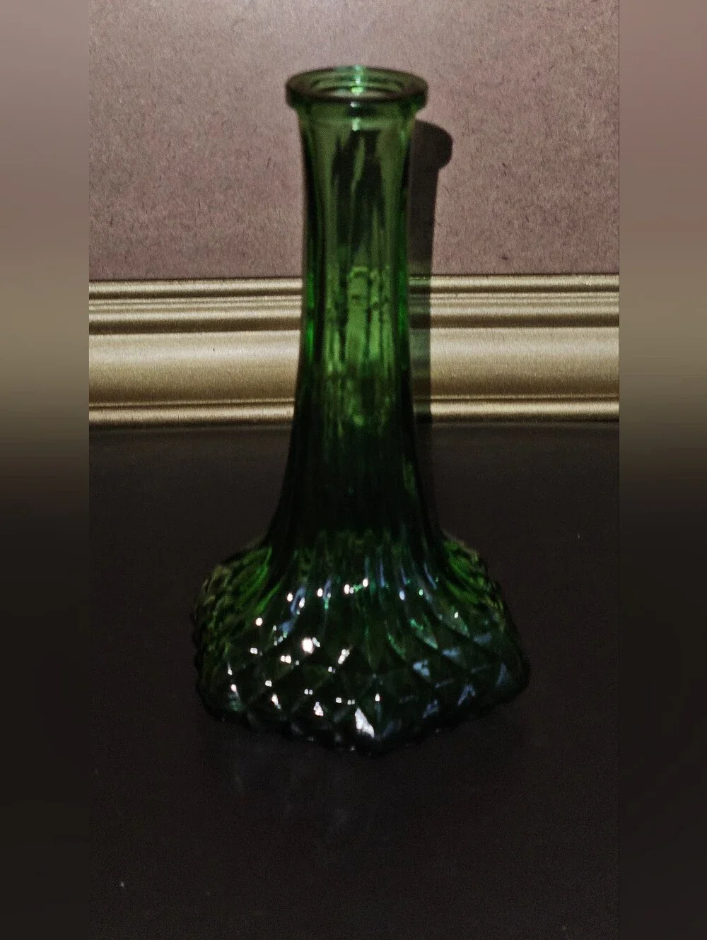 Vintage MCM Green Ribbed Glass Bud Vase w Hexagon Base 6